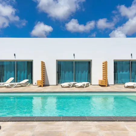 Lola Loft Lajares Irent Fuerteventura Апартаменты *